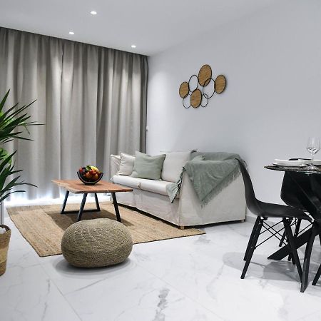 The Room, Suite 14, Leda Gardens Paphos Kültér fotó