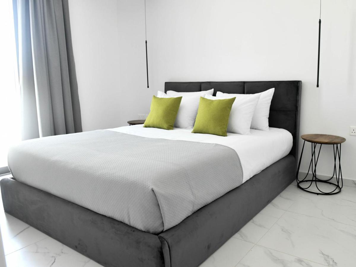 The Room, Suite 14, Leda Gardens Paphos Kültér fotó